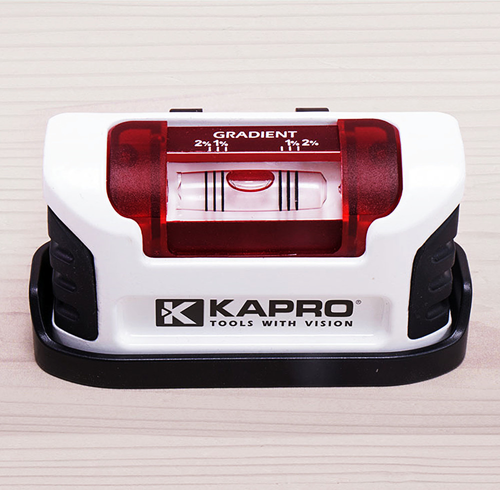 Kapro 10センチメートルベルトクリップ磁気キャストアル - Spirit Level のレビューと価格