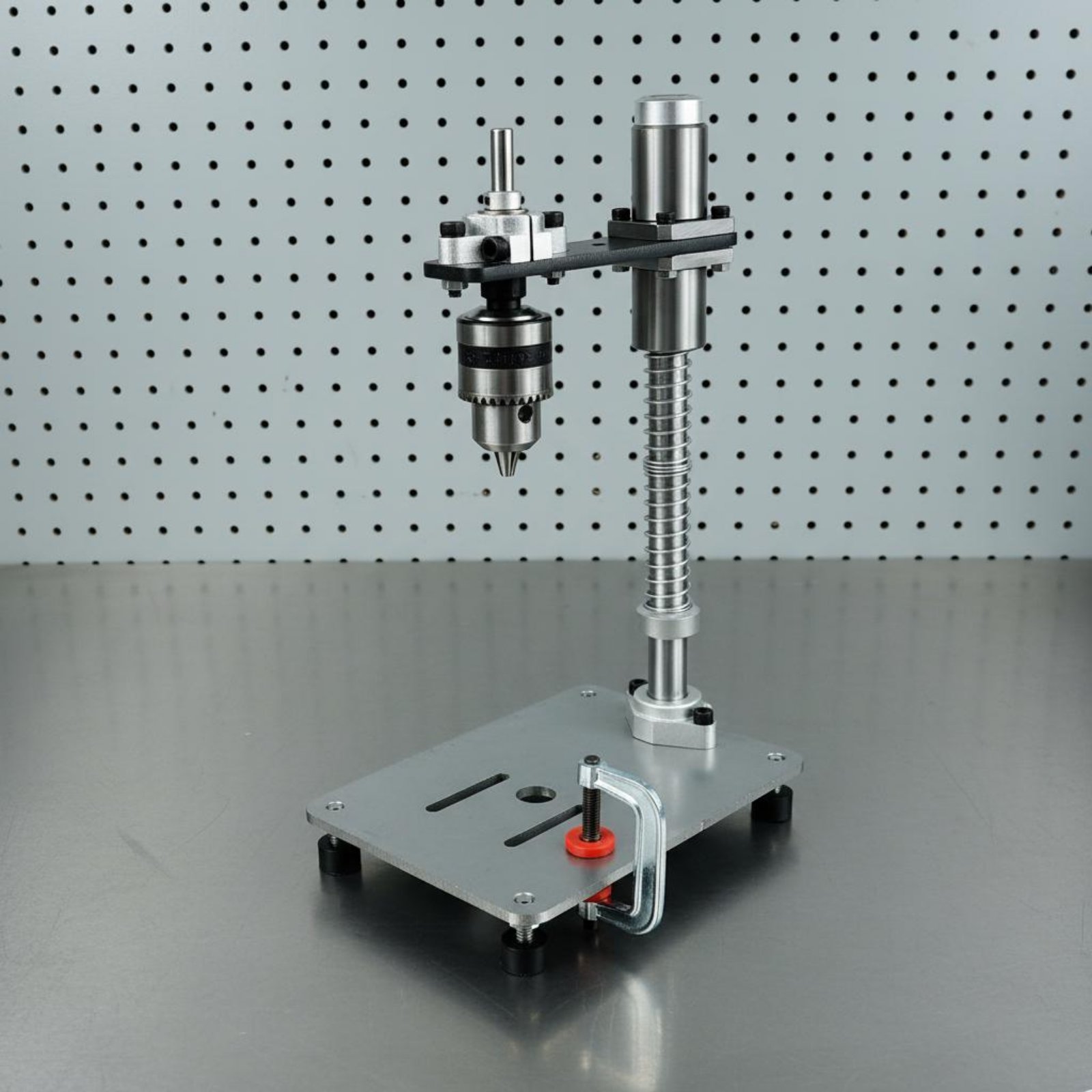 ハンドドリルプレススタンド 安定したクランプ式垂直穴あけガイ - Drill Press のレビューと価格